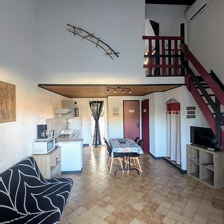 Gite la Capelle Roquefort des corbières Aude Esterno foto