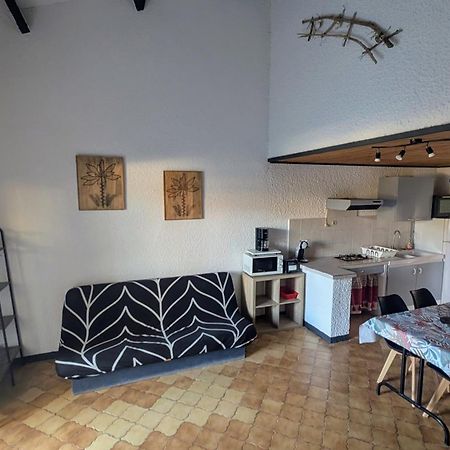 Gite la Capelle Roquefort des corbières Aude Esterno foto