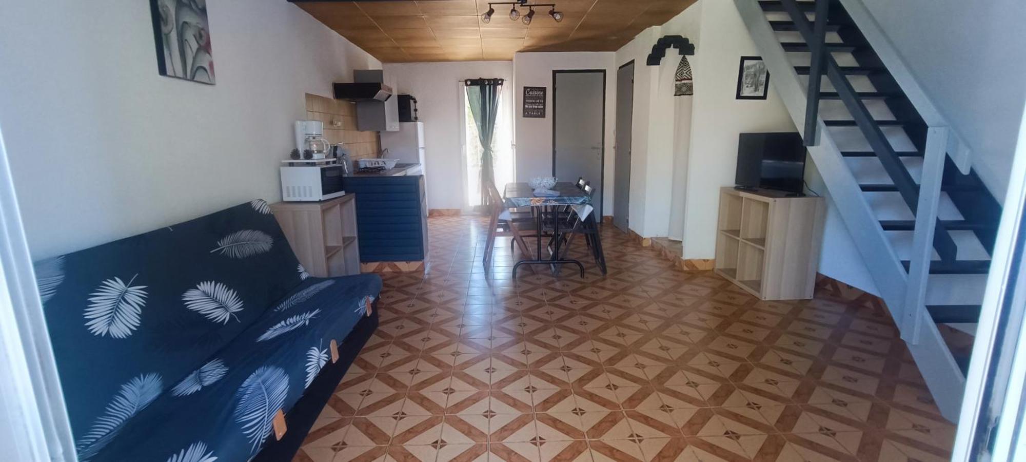 Gite la Capelle Roquefort des corbières Aude Esterno foto