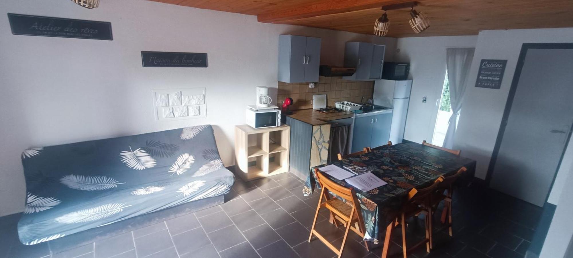 Gite la Capelle Roquefort des corbières Aude Esterno foto