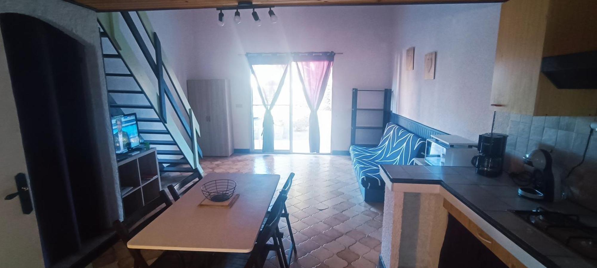 Gite la Capelle Roquefort des corbières Aude Esterno foto