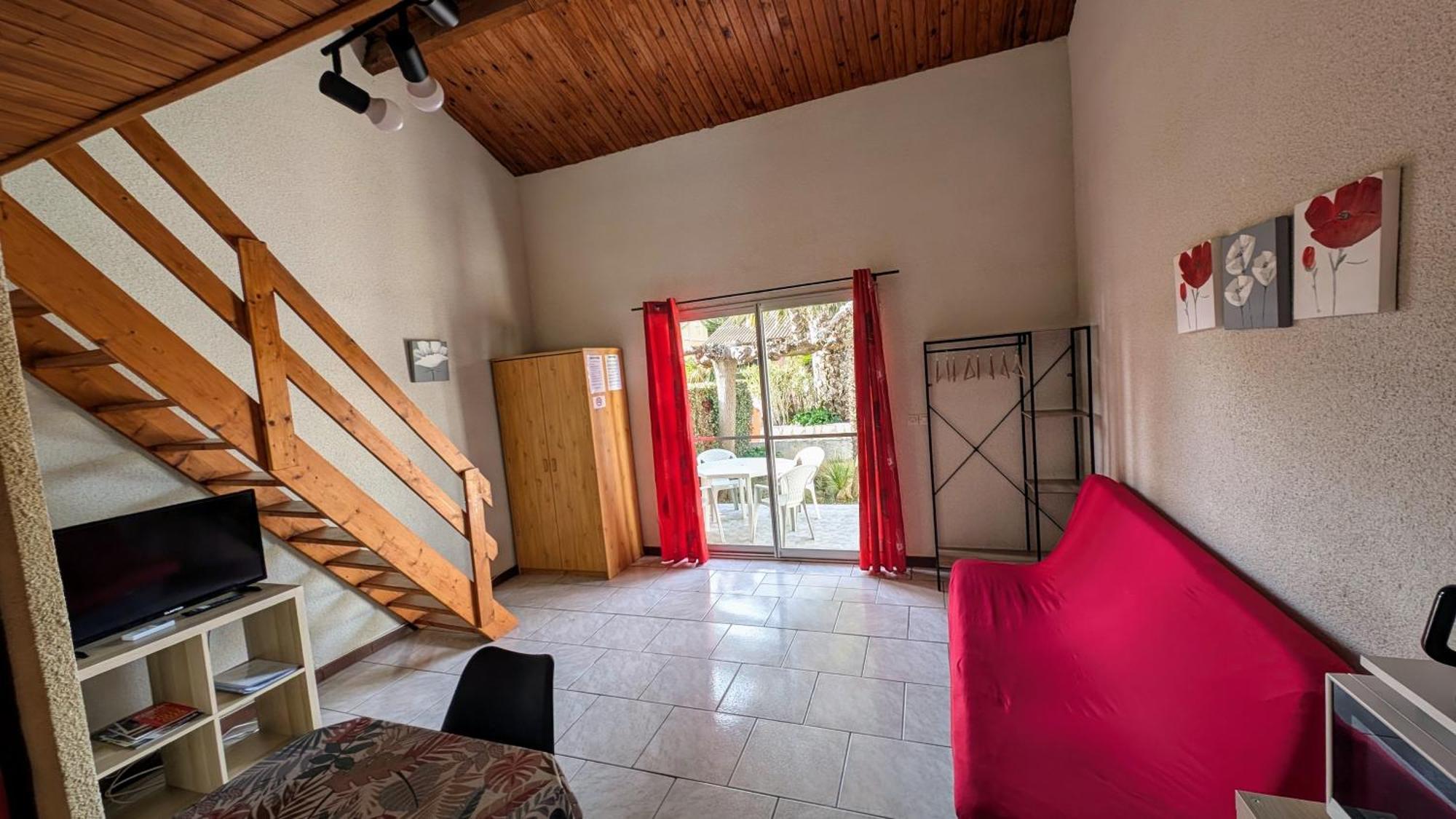 Gite la Capelle Roquefort des corbières Aude Camera foto
